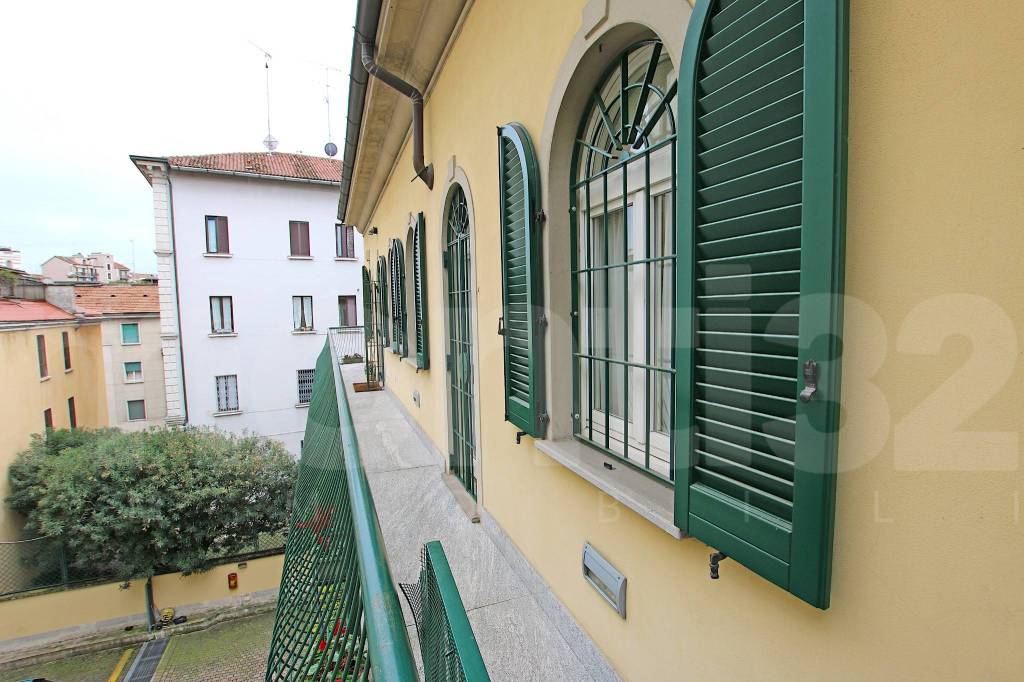 appartamento in affitto a Milano in zona De Angeli