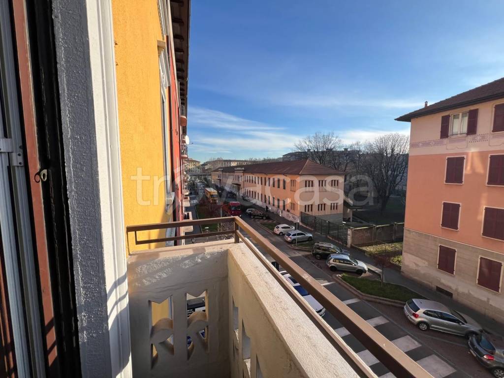 appartamento in affitto a Milano in zona Corvetto
