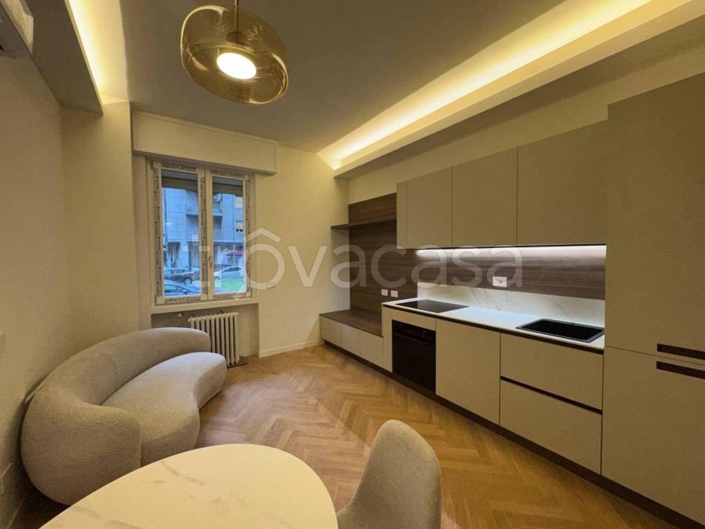 appartamento in affitto a Milano in zona Lorenteggio