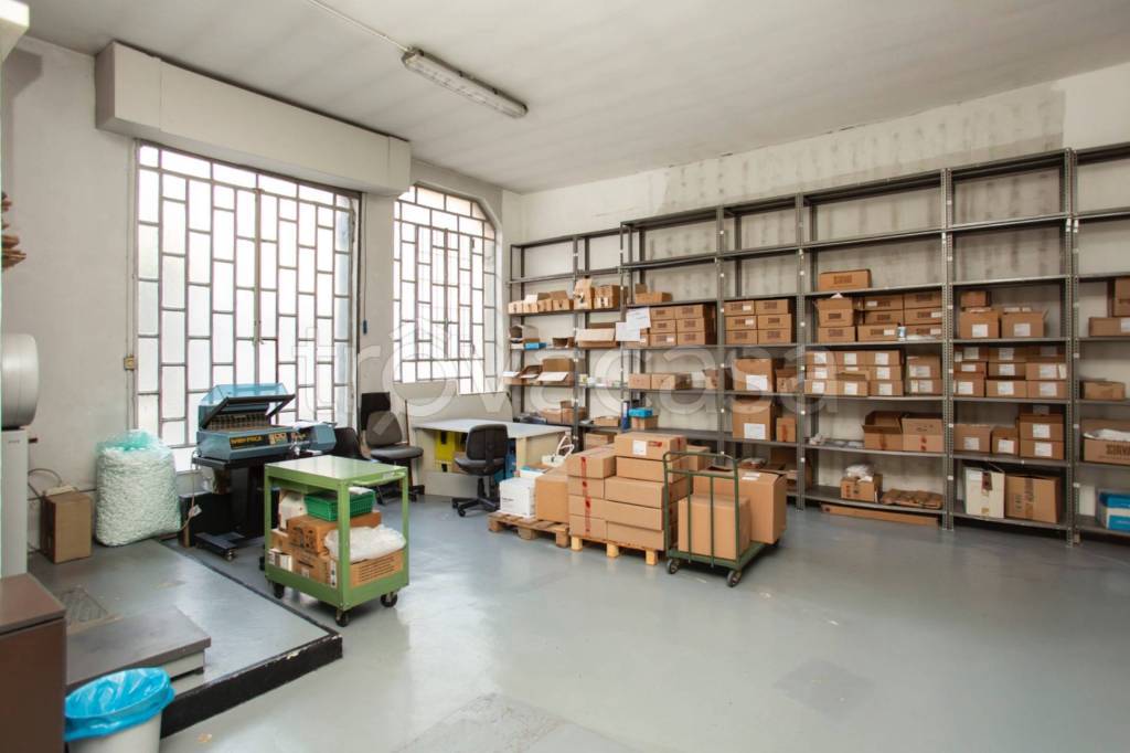appartamento in affitto a Milano in zona Farini