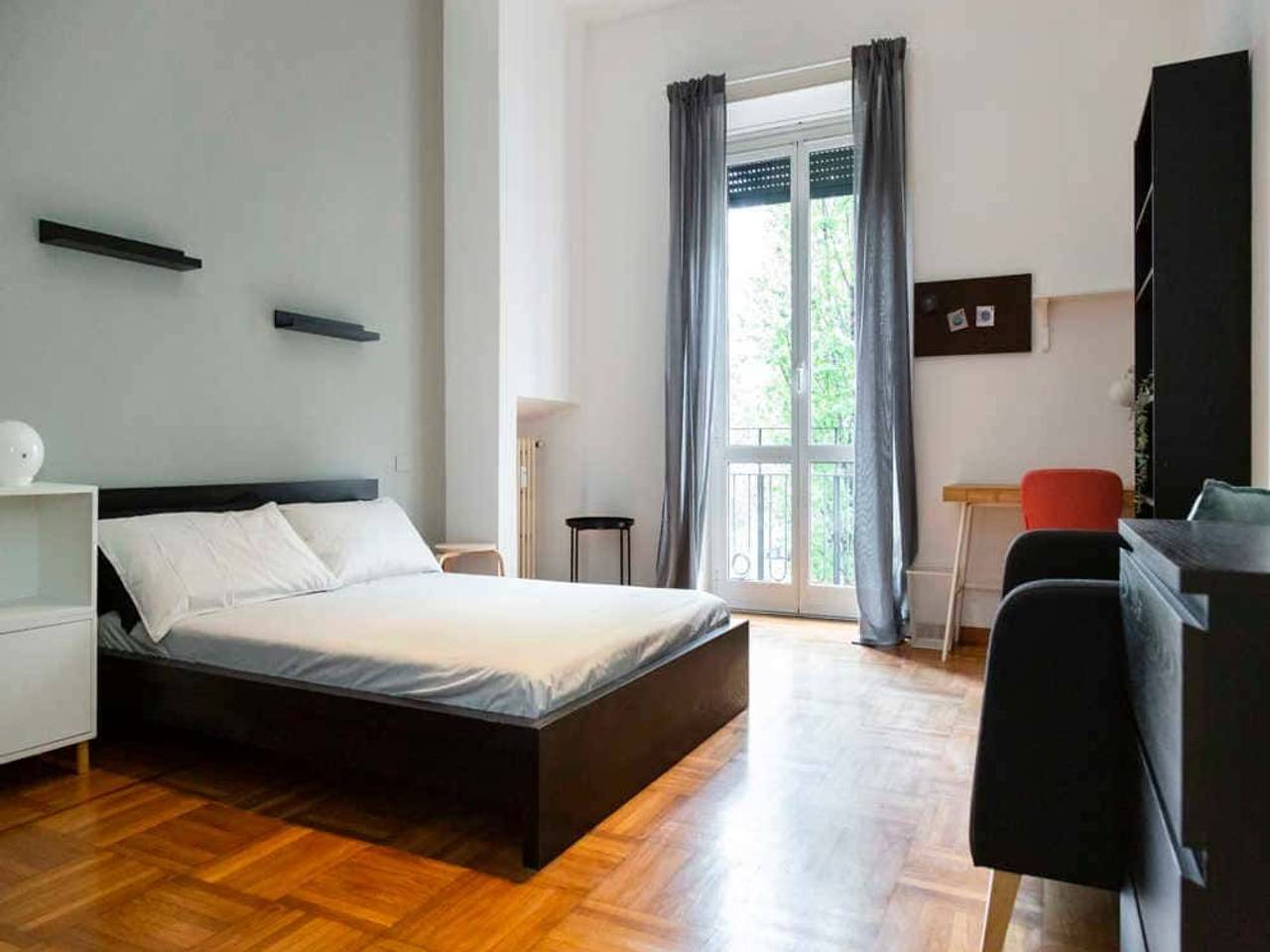 negozio in affitto a Milano