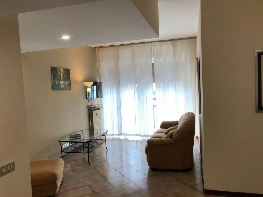 appartamento in affitto a Milano in zona Piazzale Lodi