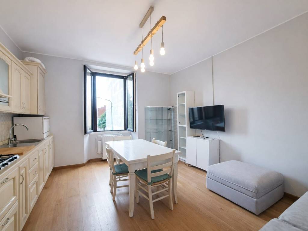 appartamento in affitto a Milano in zona Adriano