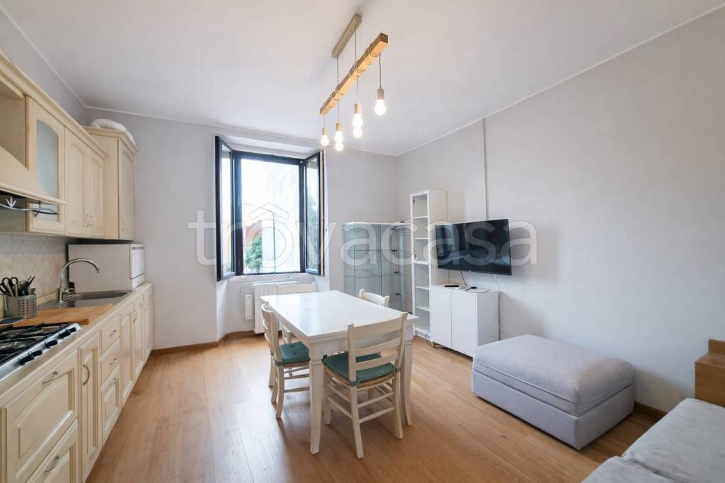 appartamento in affitto a Milano in zona Rottole
