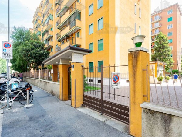 appartamento in affitto a Milano in zona Feltre