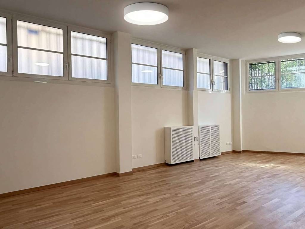 ufficio in affitto a Milano in zona Sant'Ambrogio