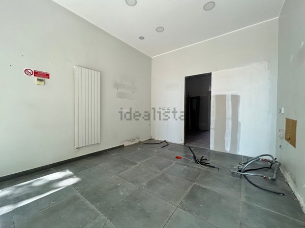 negozio in affitto a Milano