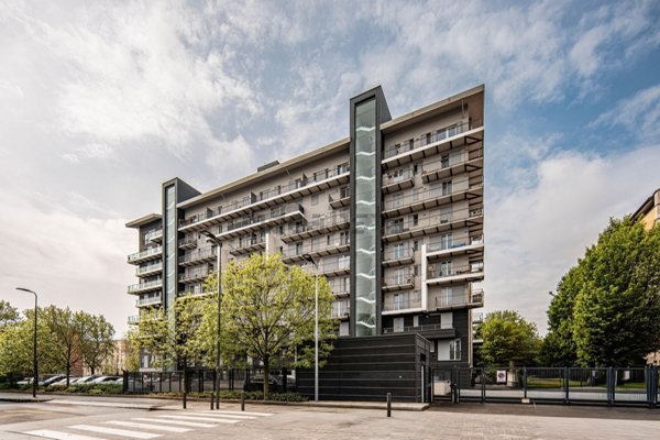appartamento in affitto a Milano in zona Lorenteggio
