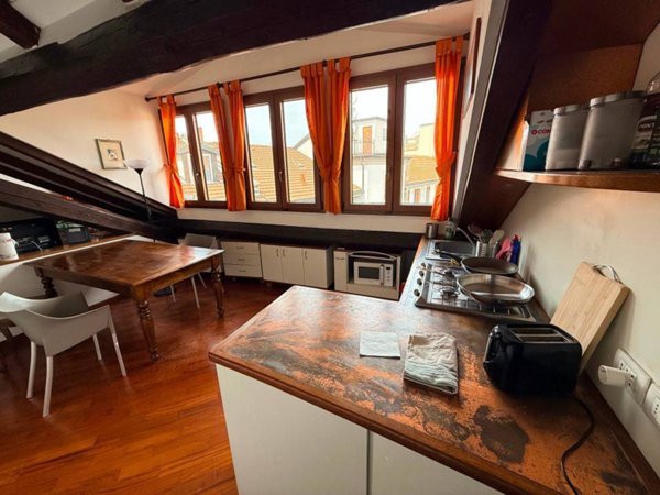 appartamento in affitto a Milano in zona Guastalla