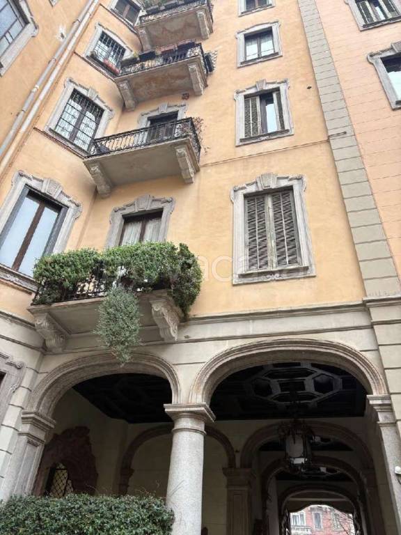 appartamento in affitto a Milano in zona Cadorna