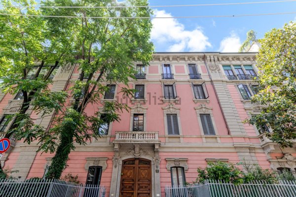 appartamento in affitto a Milano in zona Porta Nuova