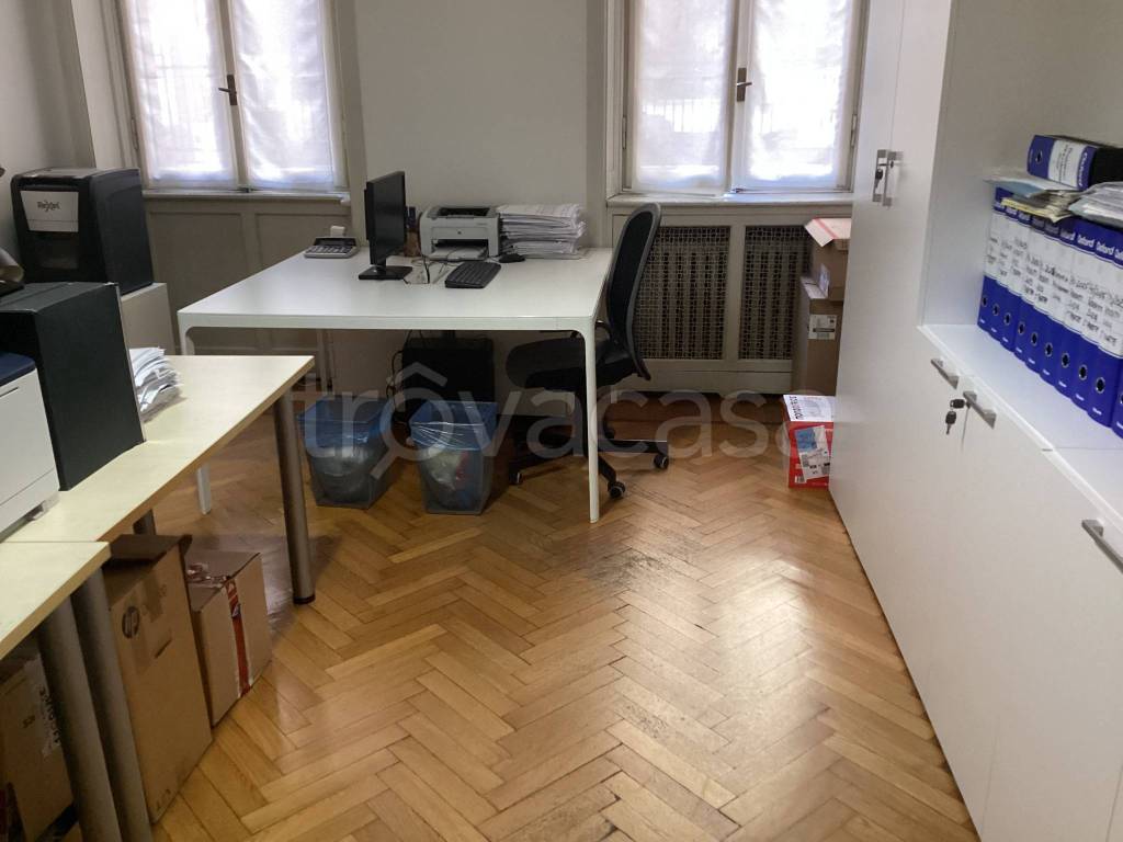 ufficio in affitto a Milano