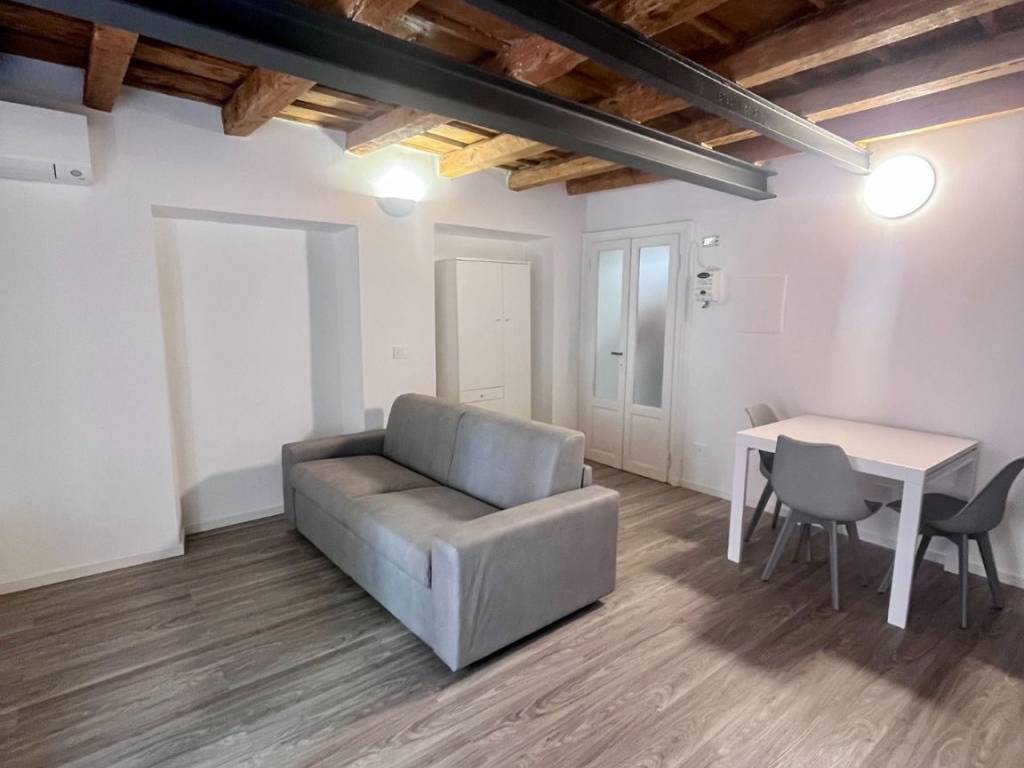appartamento in affitto a Milano in zona Isola