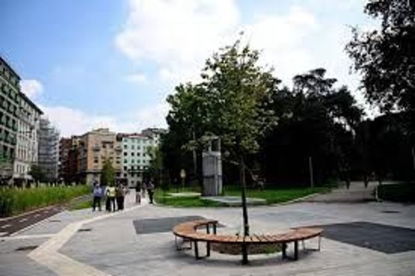 appartamento in affitto a Milano in zona Lorenteggio