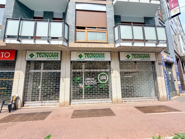 negozio in affitto a Milano in zona Casoretto