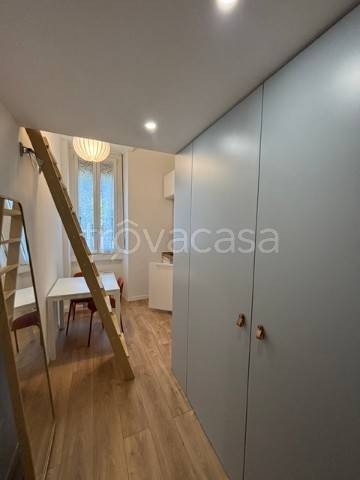 appartamento in affitto a Milano in zona Famagosta