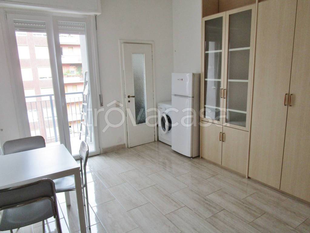 appartamento in affitto a Milano in zona Vigentino