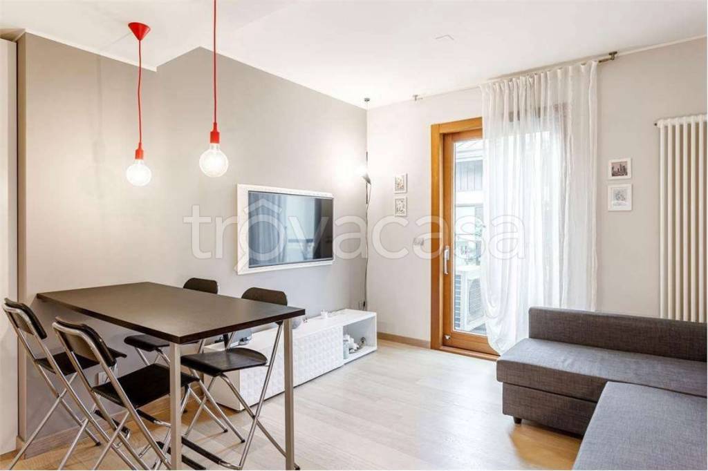 appartamento in affitto a Milano in zona Isola