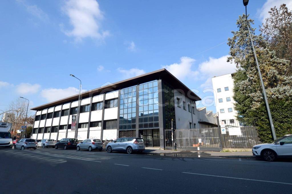 ufficio in affitto a Milano in zona Vigentino