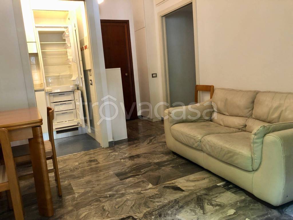 appartamento in affitto a Milano in zona Vigentino