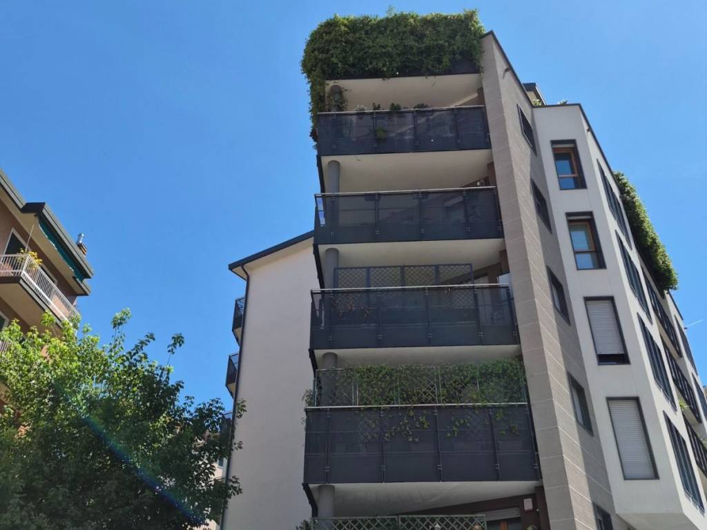 appartamento in affitto a Milano in zona Piazzale Lodi
