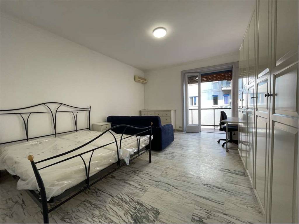 appartamento in affitto a Milano in zona Lorenteggio