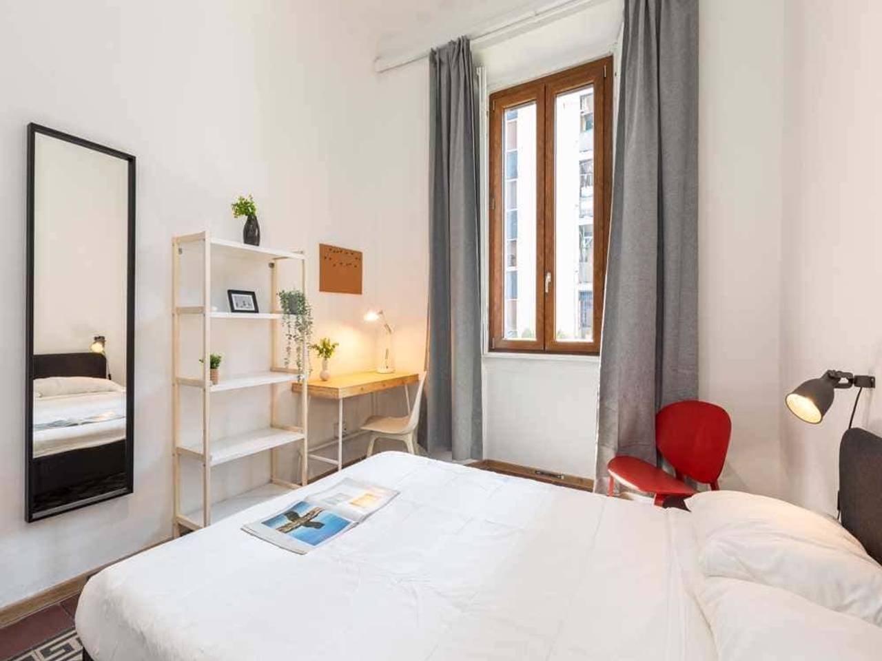 negozio in affitto a Milano in zona XXII Marzo