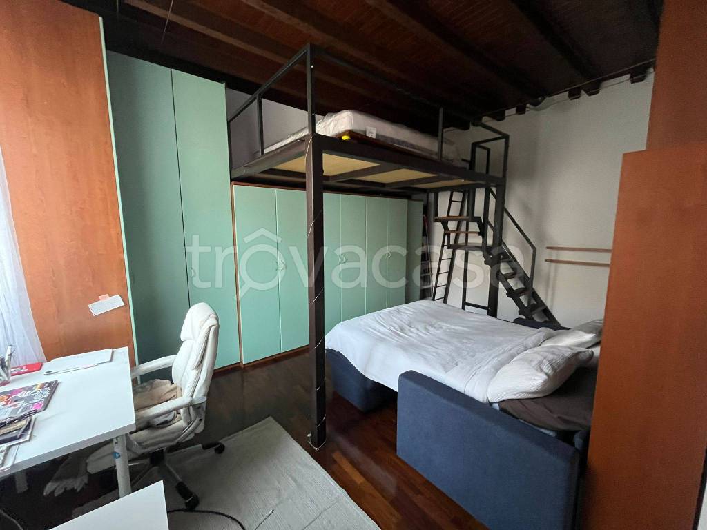 appartamento in affitto a Milano in zona Piazzale Lodi