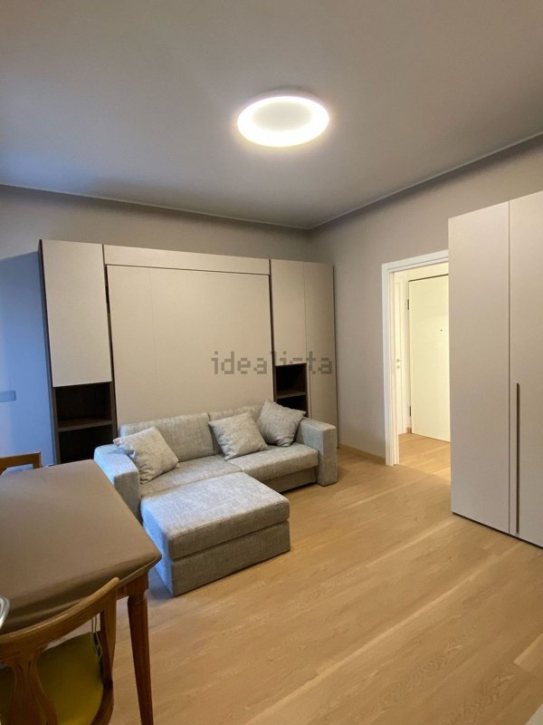 appartamento in affitto a Milano in zona Isola