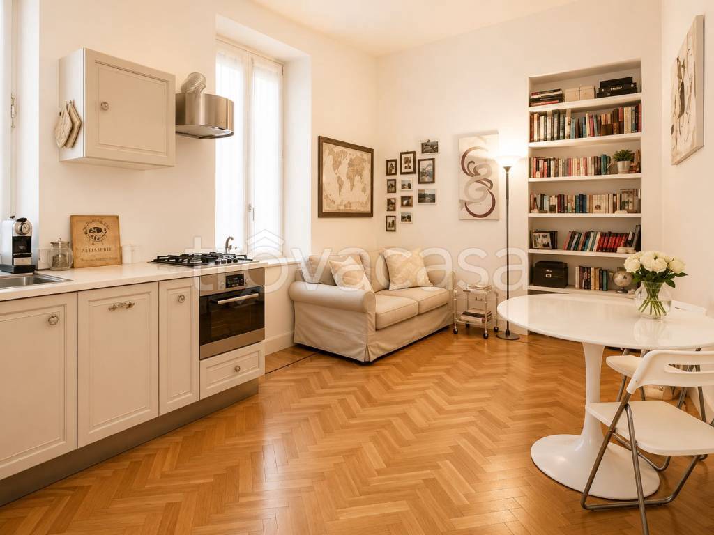appartamento in affitto a Milano in zona De Angeli