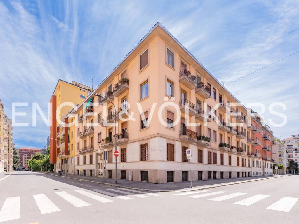 appartamento in affitto a Milano in zona De Angeli