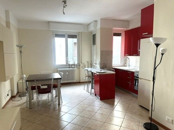 appartamento in affitto a Milano in zona Lorenteggio