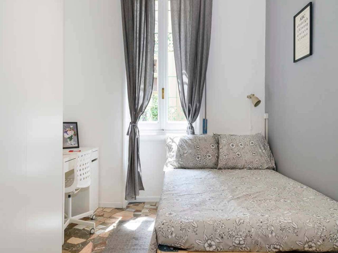 negozio in affitto a Milano in zona Sant'Ambrogio