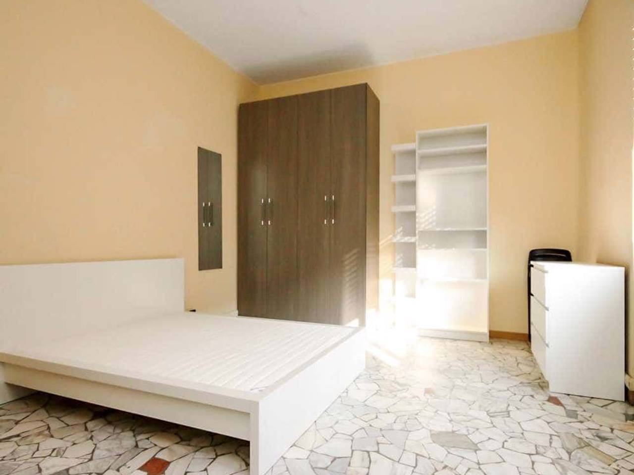 negozio in affitto a Milano in zona Maggiolina
