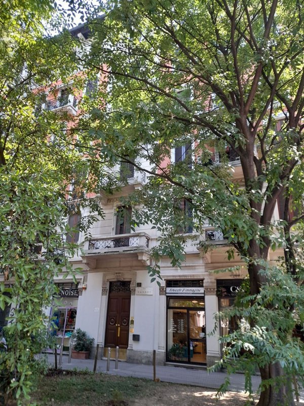 appartamento in affitto a Milano in zona Cinque Giornate