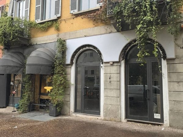 negozio in affitto a Milano in zona Guastalla
