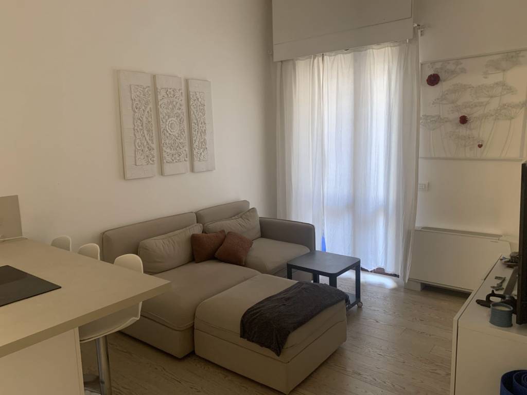 appartamento in affitto a Milano in zona Porta Nuova