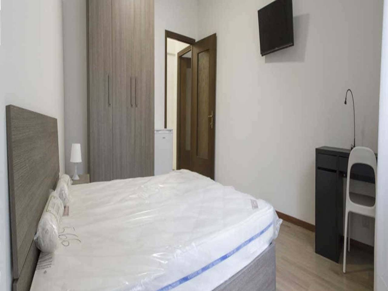 negozio in affitto a Milano in zona Ponte Seveso