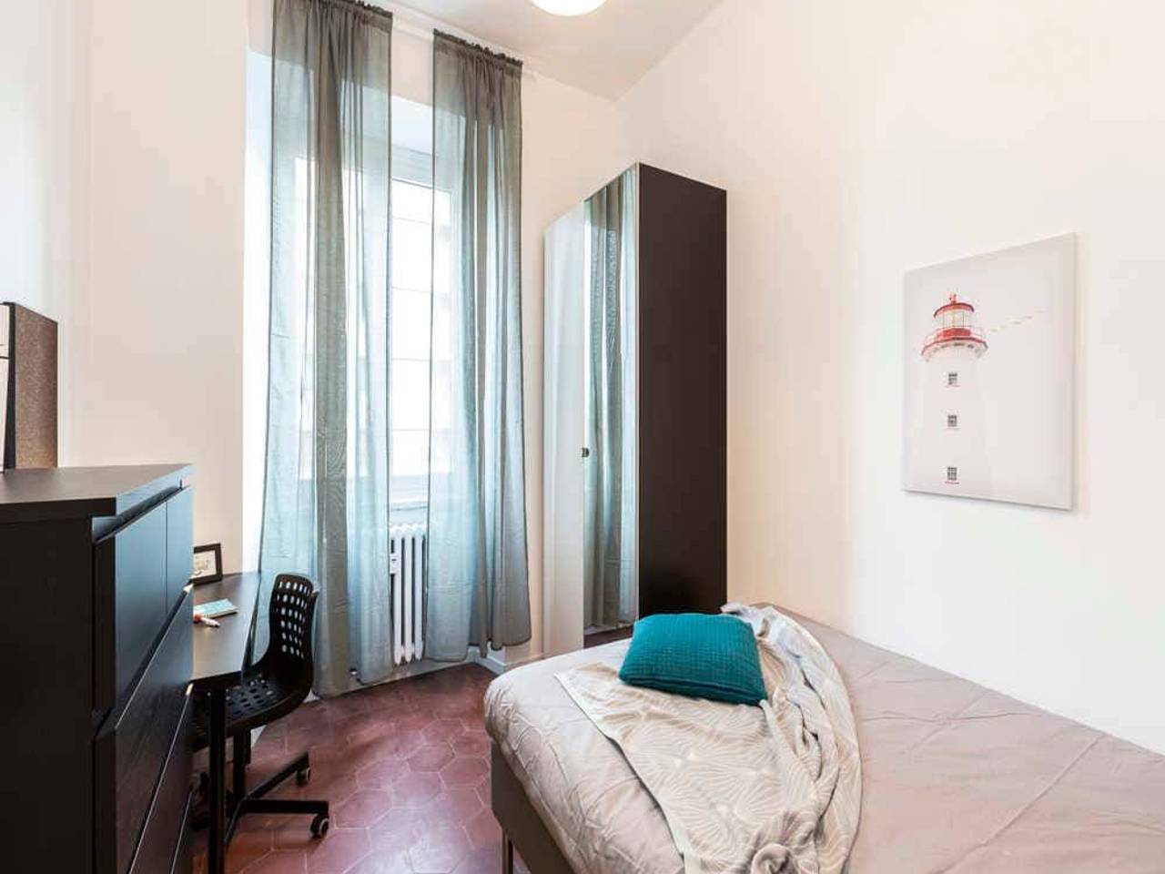 negozio in affitto a Milano in zona Isola