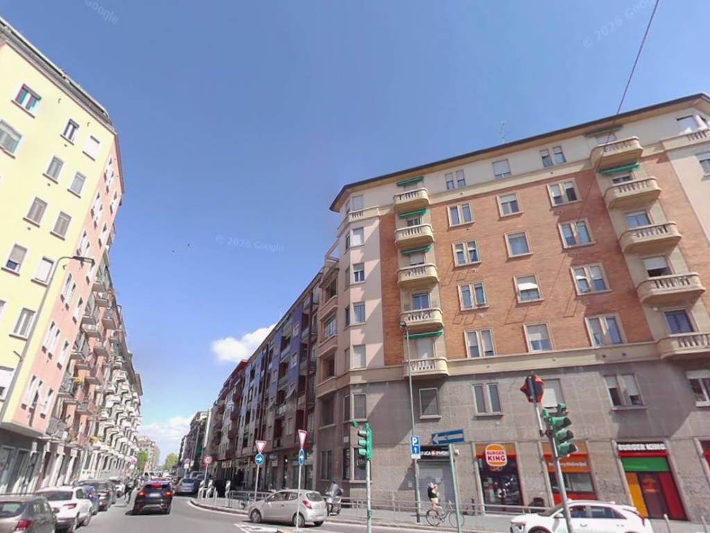 negozio in affitto a Milano in zona Città Studi