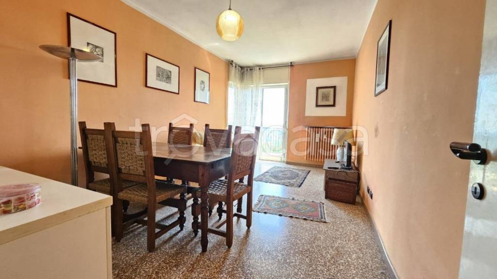 appartamento in affitto a Milano in zona Feltre