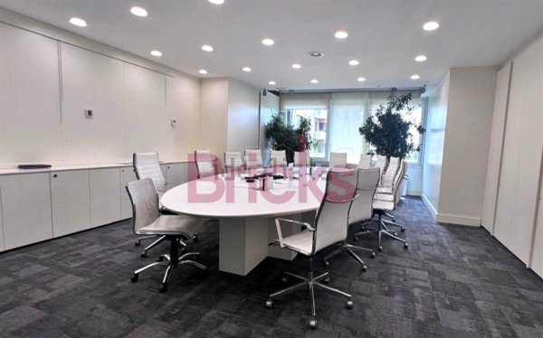 ufficio in affitto a Milano in zona Centro Direzionale