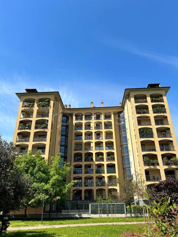 appartamento in affitto a Milano in zona Piazzale Lodi