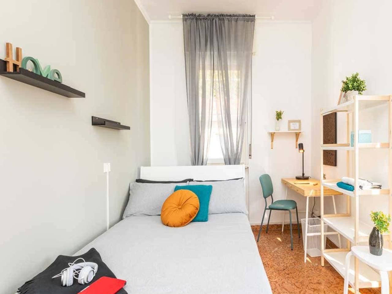 negozio in affitto a Milano in zona Corvetto