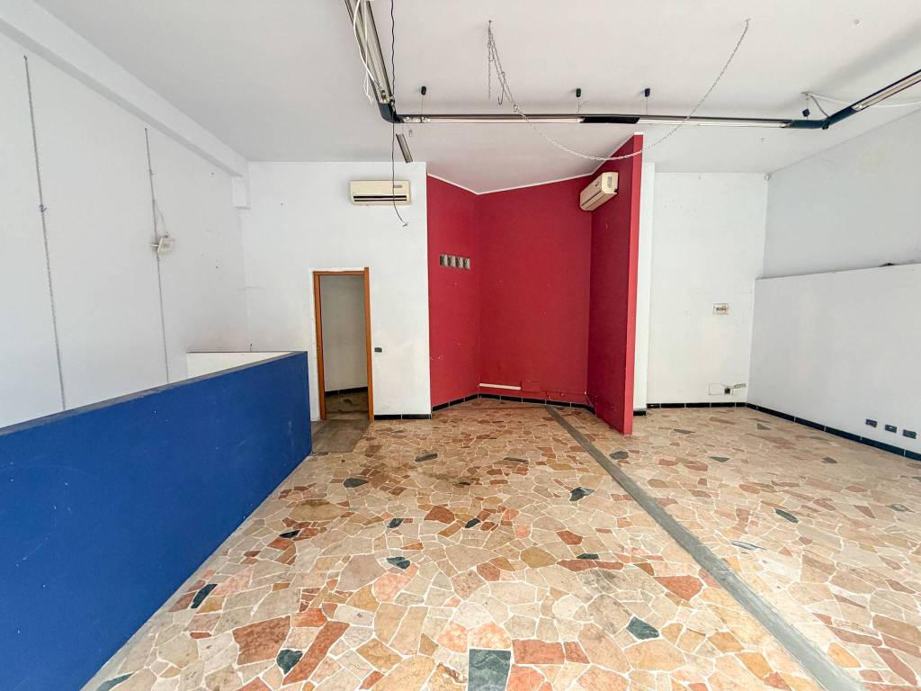 negozio in affitto a Milano in zona Casoretto
