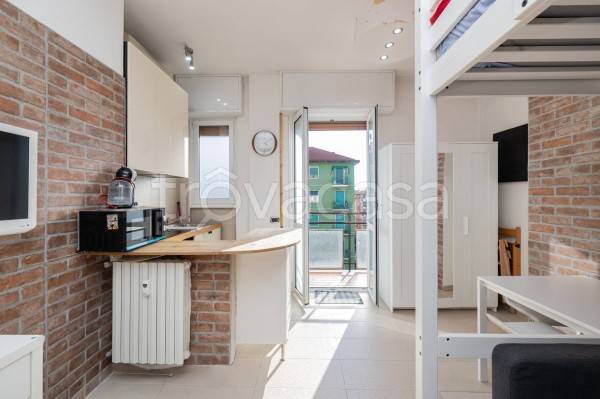 appartamento in affitto a Milano in zona Rottole