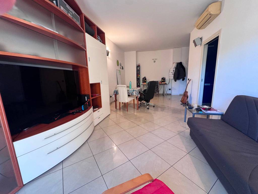 appartamento in affitto a Milano in zona Barona