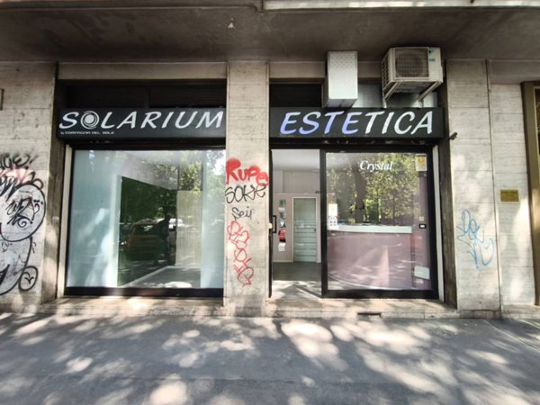 negozio in affitto a Milano in zona Città Studi