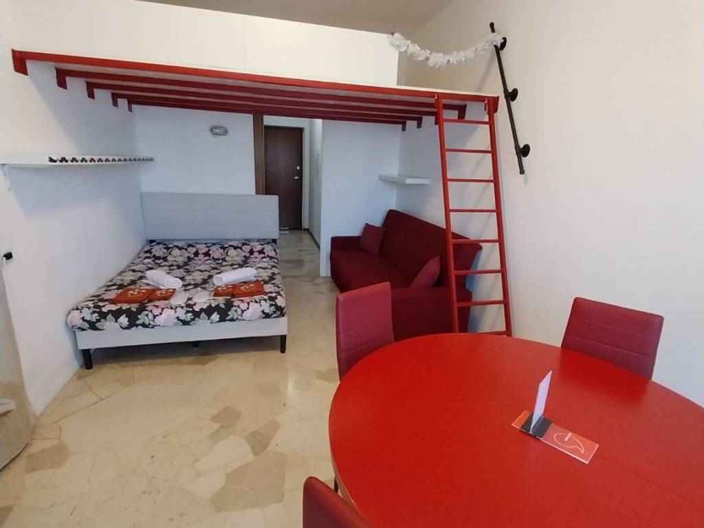appartamento in affitto a Milano in zona Bocconi
