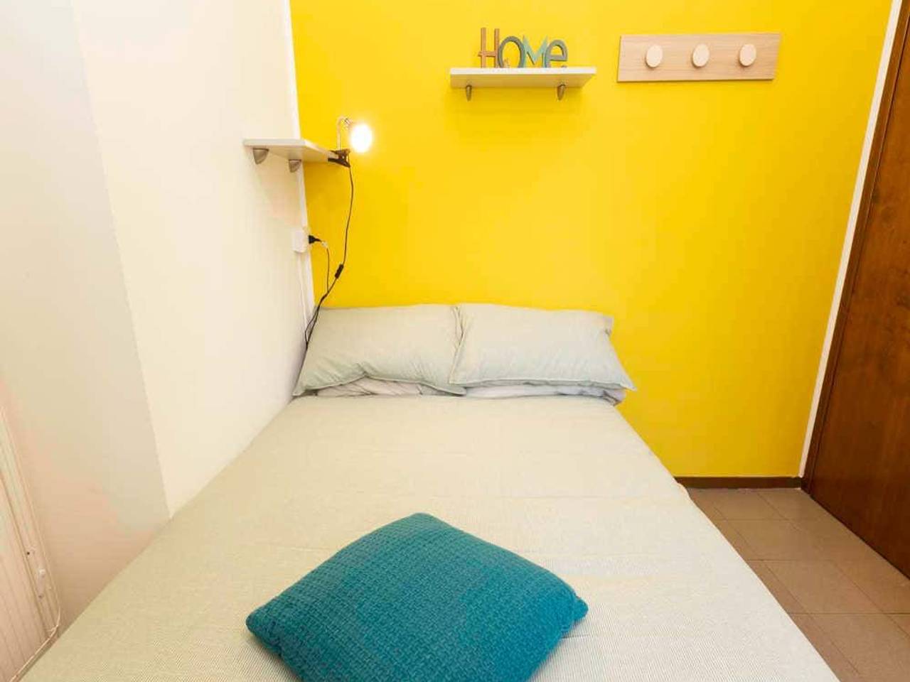 negozio in affitto a Milano in zona Morivione